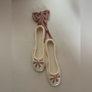Vintage Ballet Slipper Wall Decor
